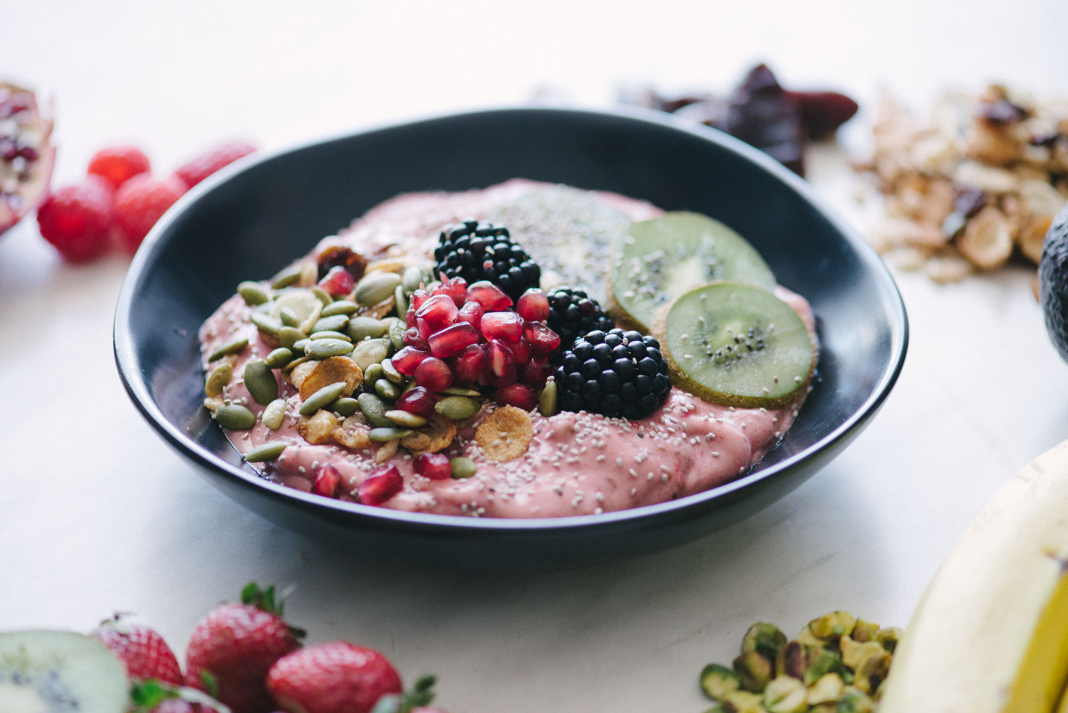 RaspberrySmoothieBowl.ChristinaSoong-2